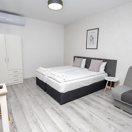 Guest House Desi - Къща За Гости Деси Balchik Esterno foto