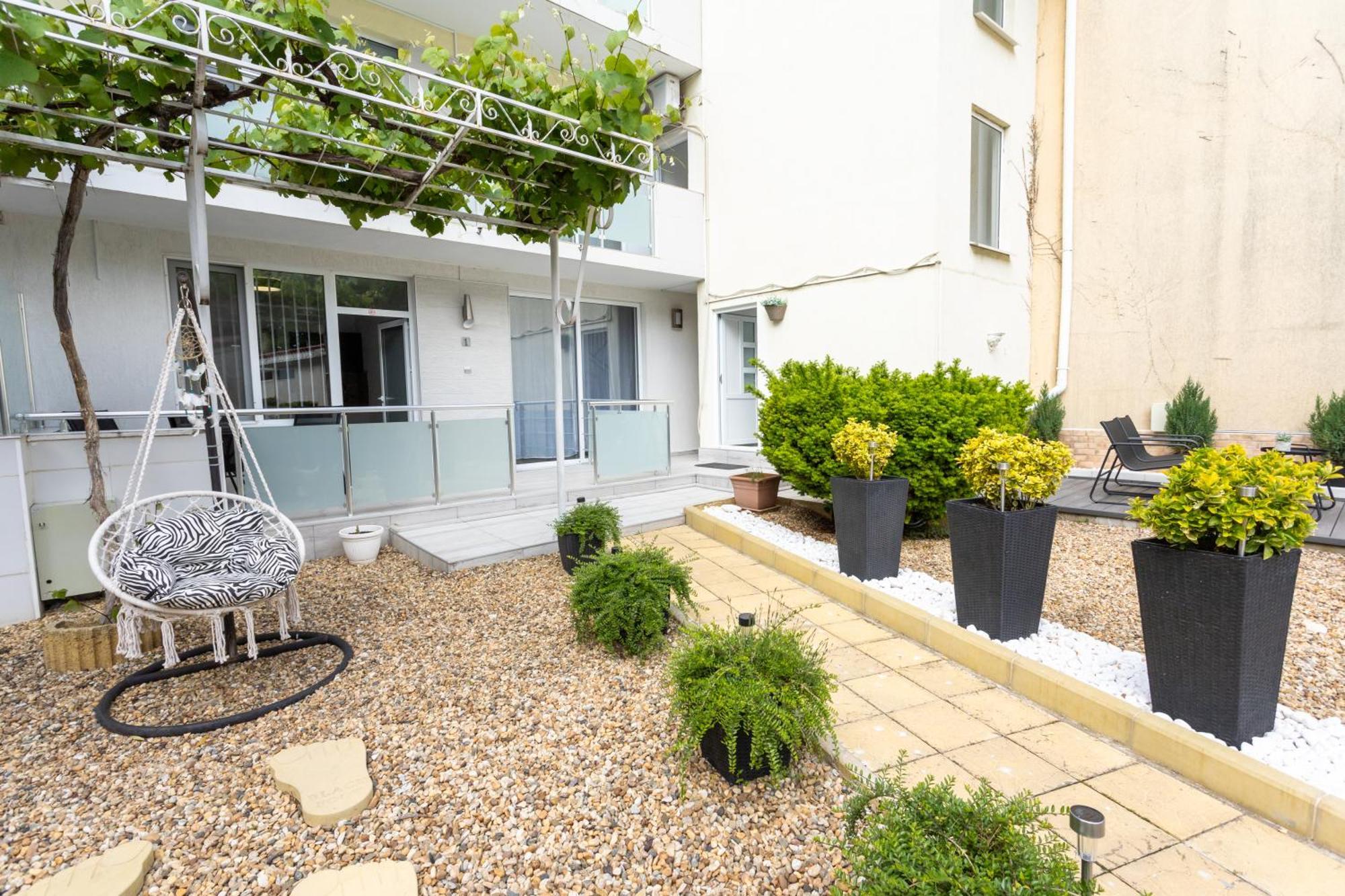 Guest House Desi - Къща За Гости Деси Balchik Esterno foto