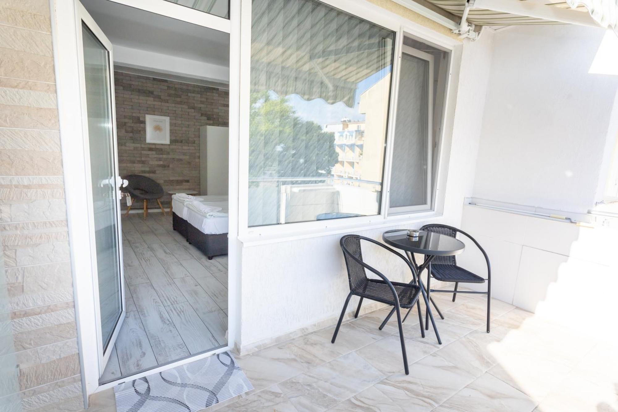 Guest House Desi - Къща За Гости Деси Balchik Esterno foto