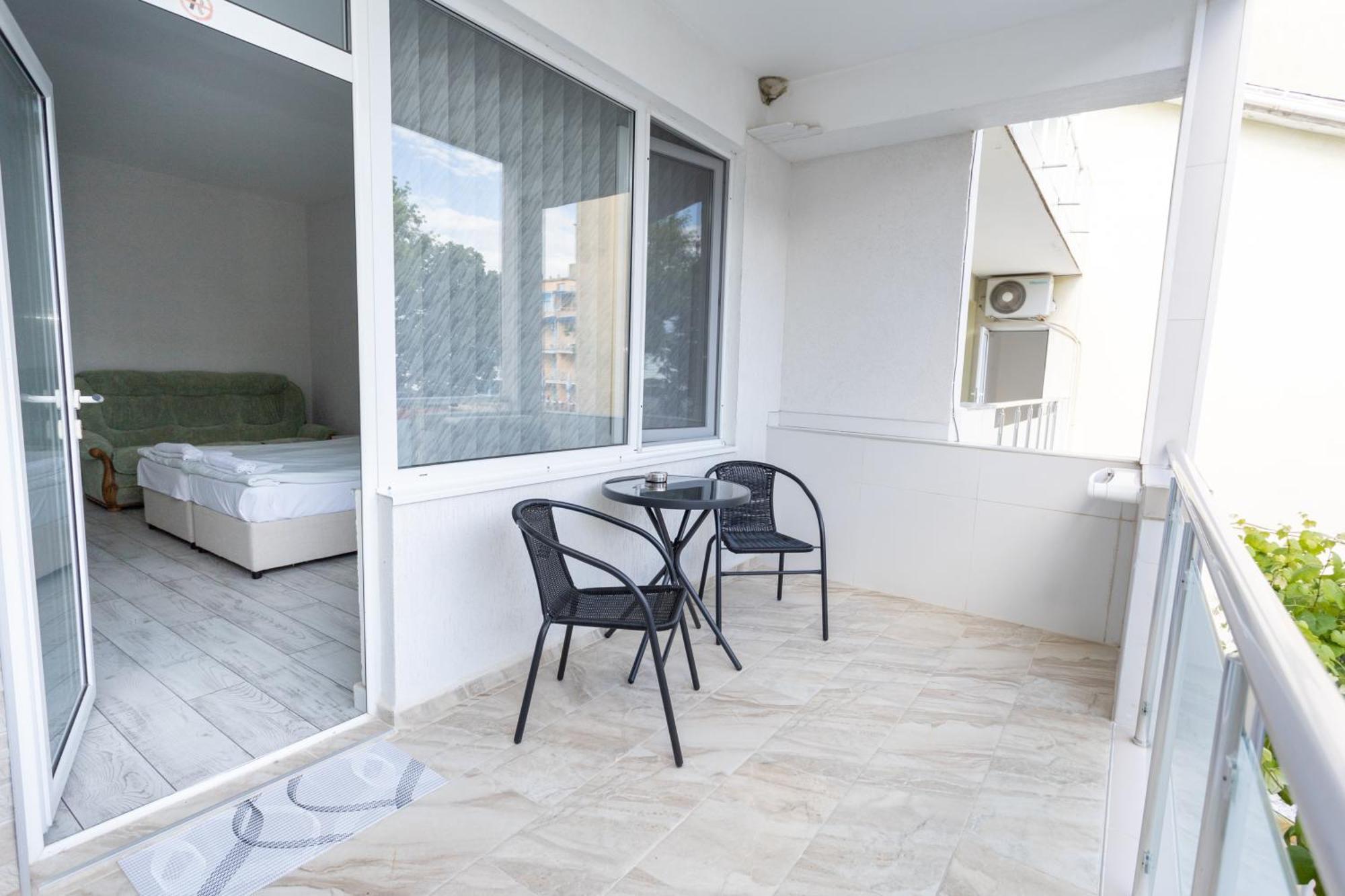 Guest House Desi - Къща За Гости Деси Balchik Esterno foto