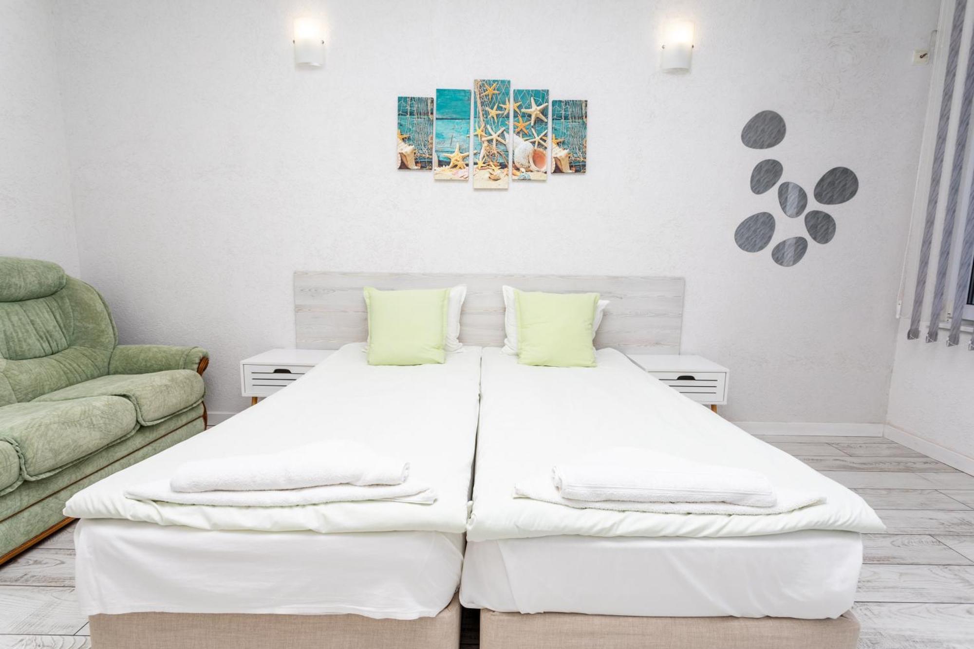 Guest House Desi - Къща За Гости Деси Balchik Esterno foto