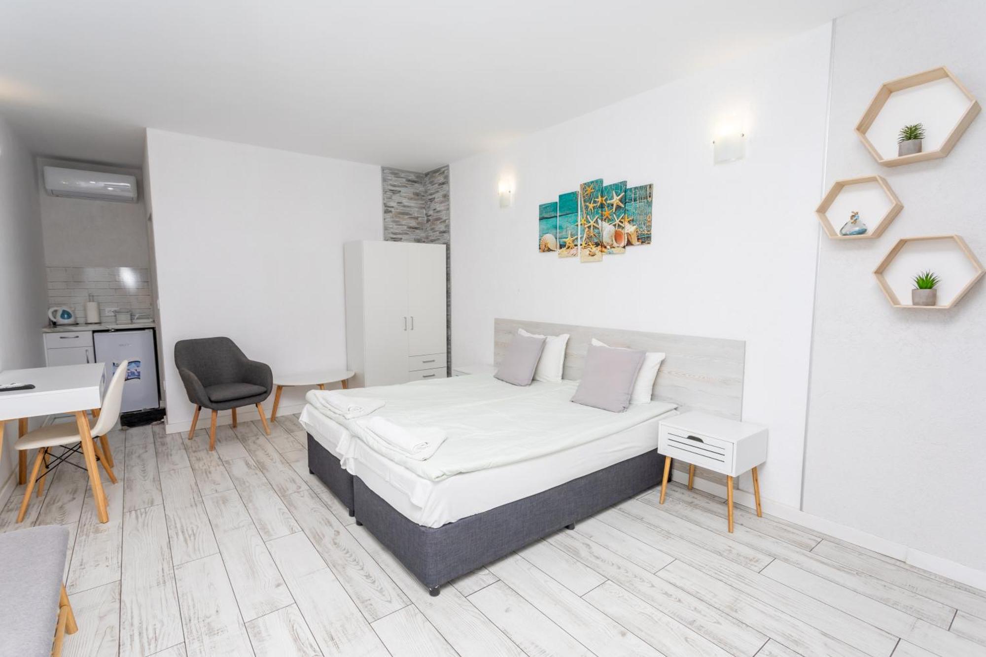 Guest House Desi - Къща За Гости Деси Balchik Esterno foto