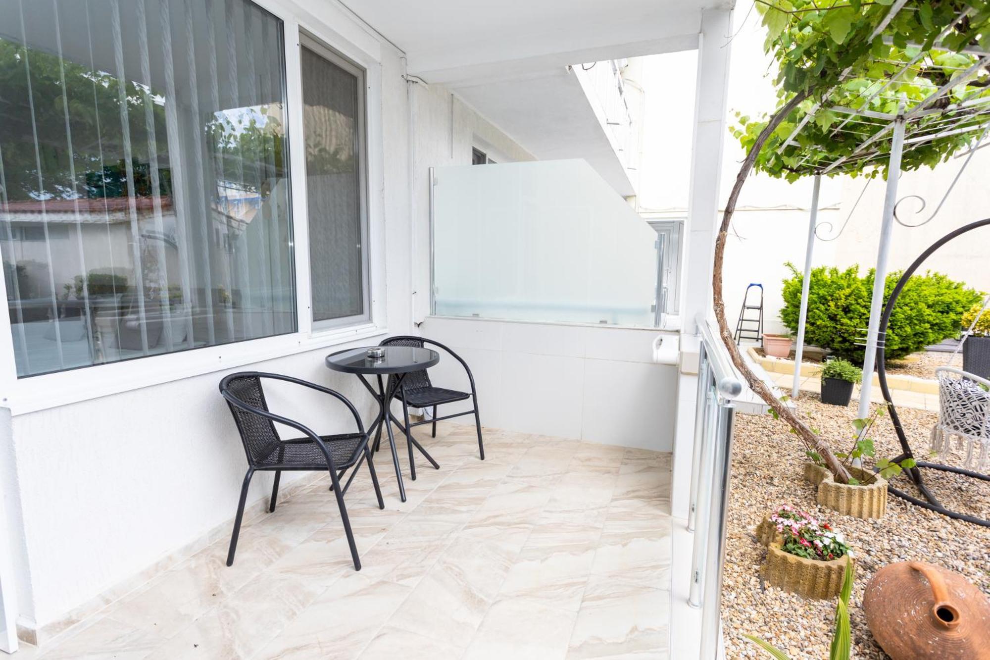 Guest House Desi - Къща За Гости Деси Balchik Esterno foto
